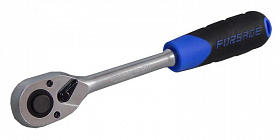 На сайте Трейдимпорт можно недорого купить Трещотка реверсивная с резиновой ручкой 1/2"(L-260мм, 45зуб) Forsage F-80243. 